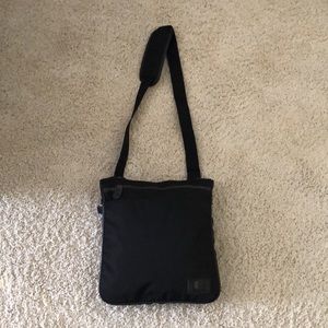 Kenneth Cole Reaction crossbody bag